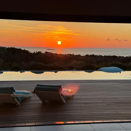 فيلة Santa Giulia 240m2 Classee 5 Etoiles Vue 180 Degres بورتو فيكشْيو