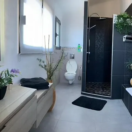 Santa Giulia 240m2 Classee 5 Etoiles Vue 180 Degres ヴィラ *