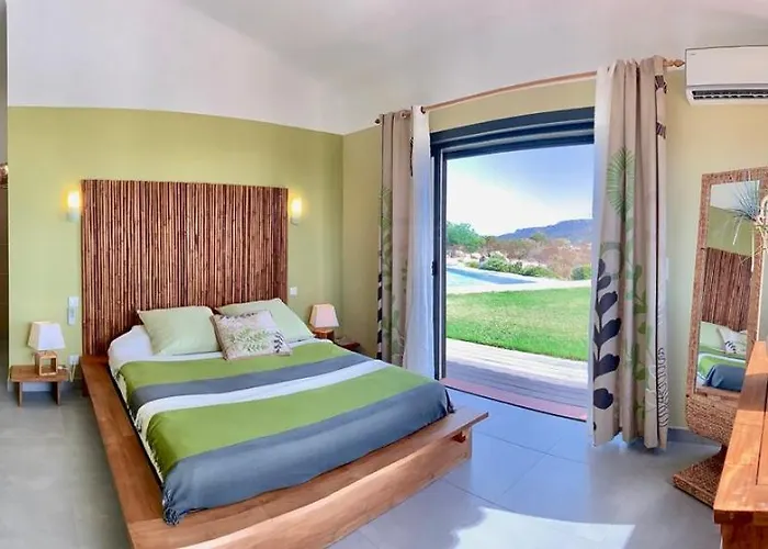 Santa Giulia 240m2 Classee 5 Etoiles Vue 180 Degres 别墅 *