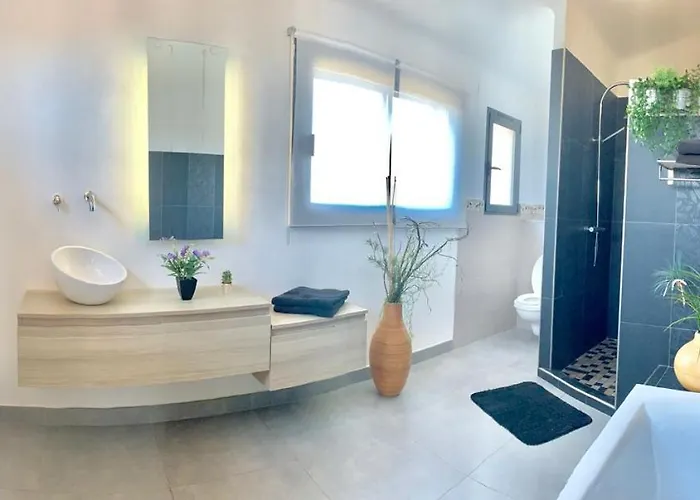 Vila Santa Giulia 240m2 Classee 5 Etoiles Vue 180 Degres *