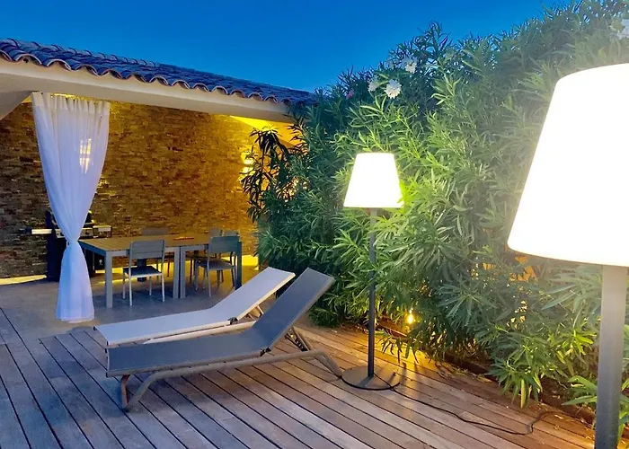 别墅 Santa Giulia 240m2 Classee 5 Etoiles Vue 180 Degres 维琪奥港