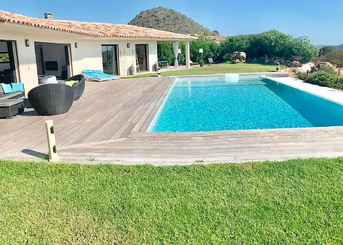 Santa Giulia 240m2 Classee 5 Etoiles Vue 180 Degres Vila