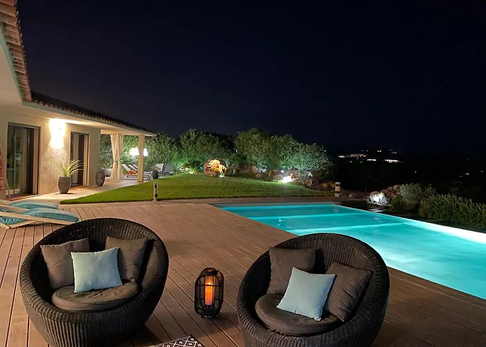 Santa Giulia 240m2 Classee 5 Etoiles Vue 180 Degres 别墅 *